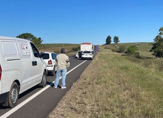 Falleció conductor de automóvil tras violento choque y vuelco cerca de Salto