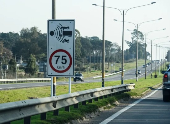 Multas por exceso de velocidad: reducción de montos regirá si se paga antes del año y la reincidencia reiterada eliminará los beneficios