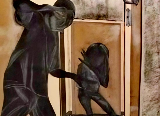 Imputado por desacato tras violar medidas judiciales.